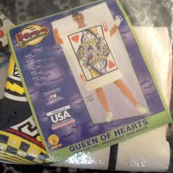 Queen of Hearts Halloween Costume