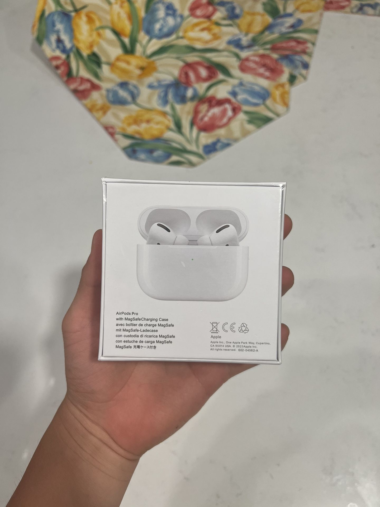 Apple AirPods Pro with MagSafe Wireless Charging Case - White