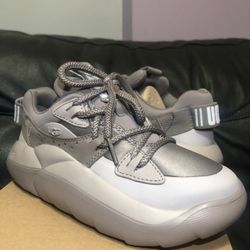 Snekaer UGG