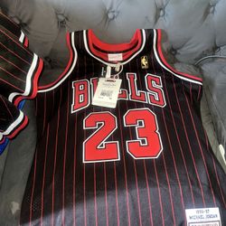 Mitchell & Ness Michael Jordan Short Set