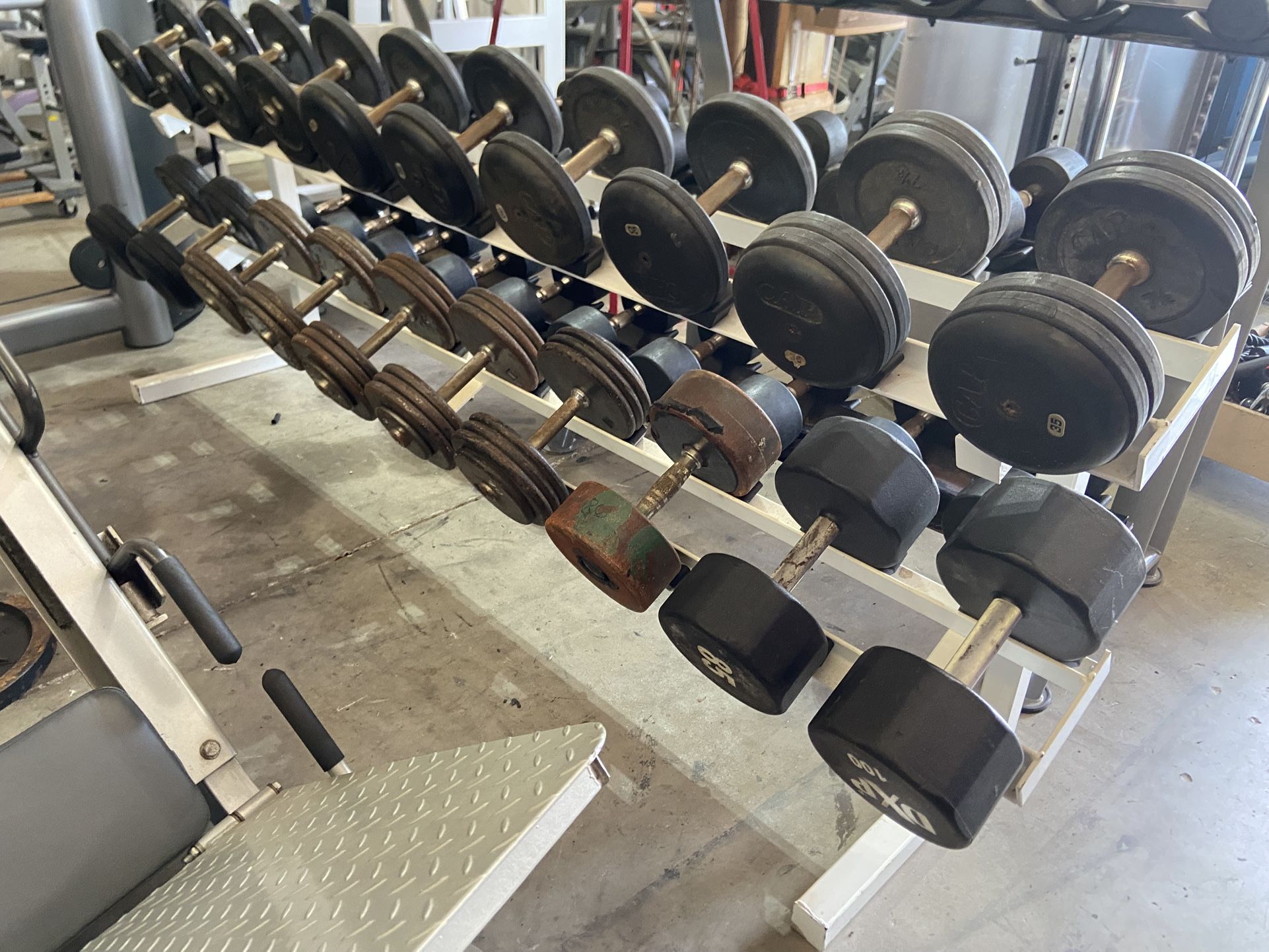 Dumbbell Set 885 Lbs And Rack $600
