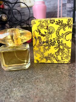 Versace yellow diamond perfume