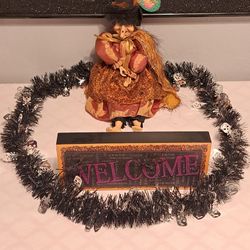 Halloween Decor Witch Welcome Sign & Black Garland 😍