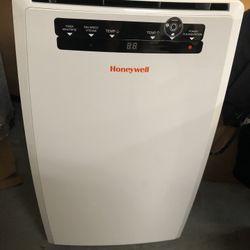 Honeywell MN10CESWW White 10,000 BTU Portable Air Conditioner/Fan Missing Remote