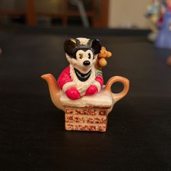 Ceramic, Disney, Mickey Santa Claus In A Teacup