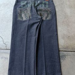 baggy jeans