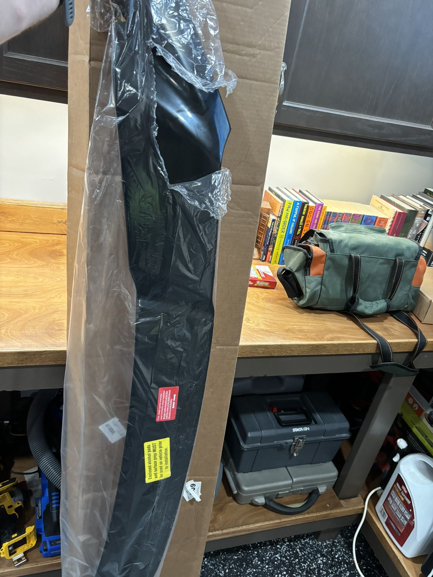 2024 GMC Yukon Denali Bug Deflector