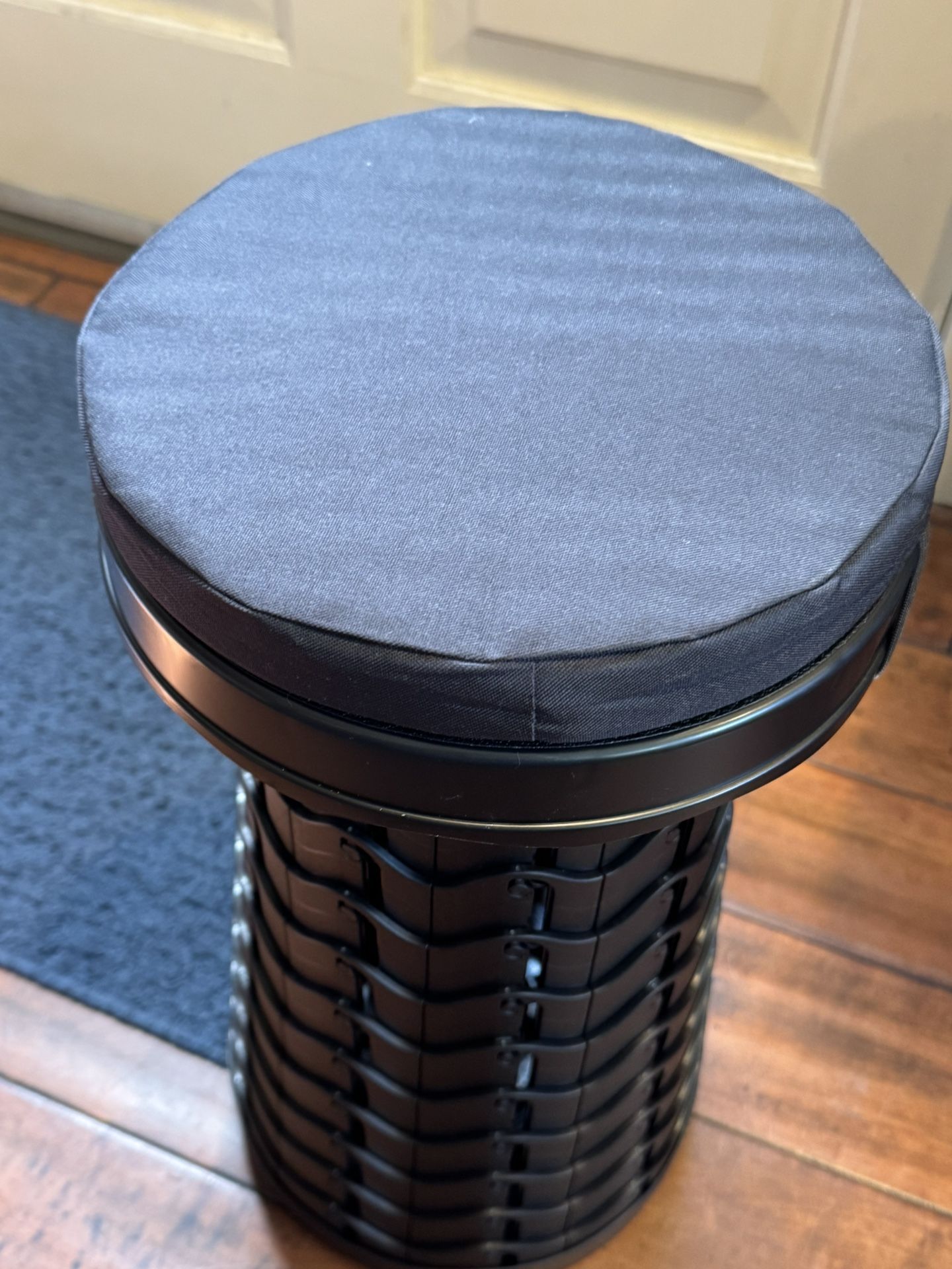 Collapsible Stool With Cushion 