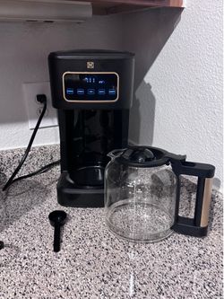 Kitchen & Table by H-E-B Coffee Maker 14 Cups