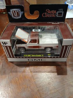 M2 Machines 1976 GMC Sierra Grande 15