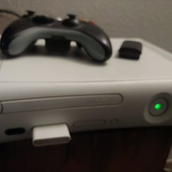 Workin Xbox 360 Extra Chords 11 Games 1 Controller 1 Memory Stick