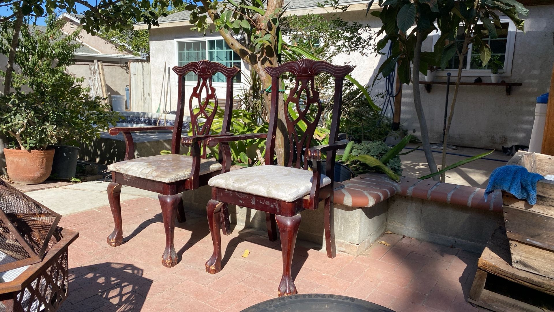 2 Chairs Free