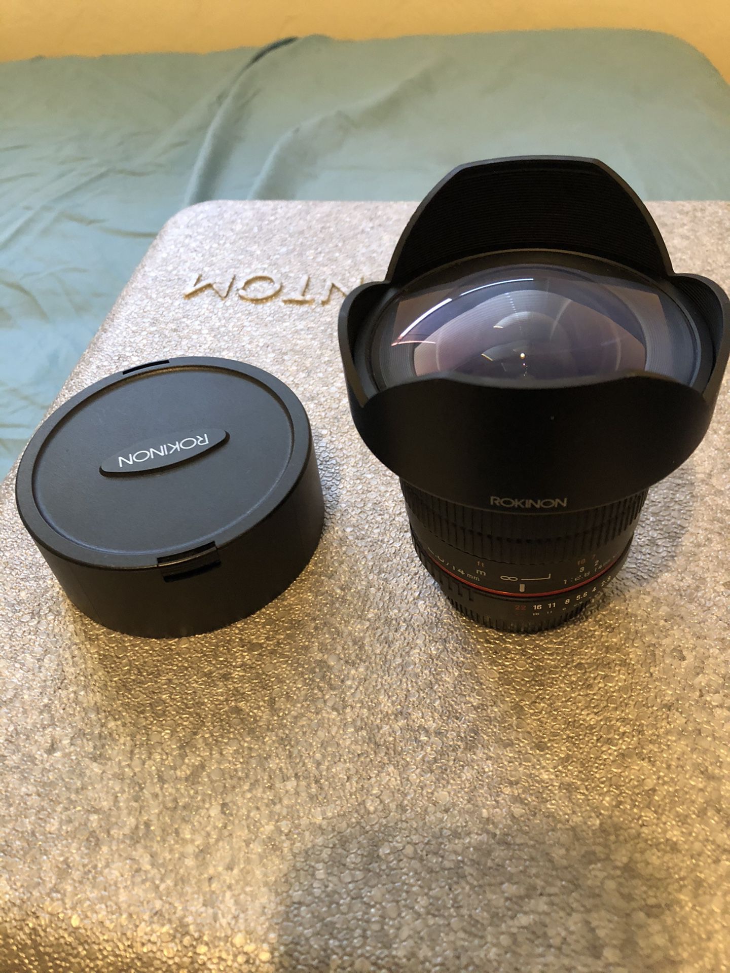 Rokinon 14mm wide angle lens for Nikon full frame