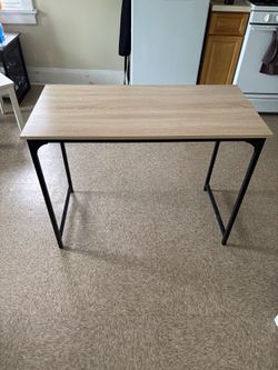 Computer Table 44”