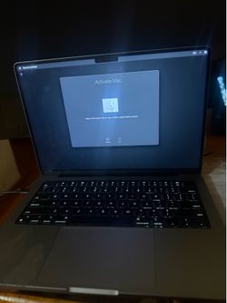 MacBook Pro 2023 14 in for parts