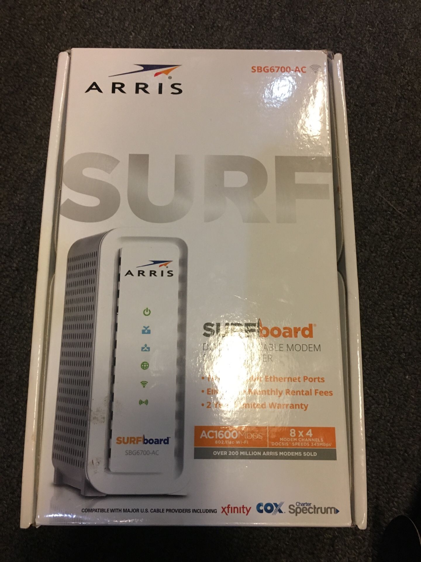 Arris surfboard cable modem & WiFi router **new**