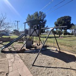 Lifetime Metal Swing set, Slide, Clubhouse, Ninja Spin, Rope Ladder, & Climb Bars