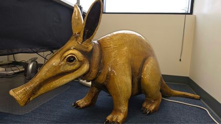Sergio Bustamante Signed Papier-Mâché Aardvark Sculpture – Large Vintage Mexican Art