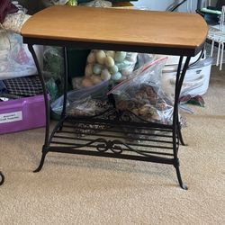 Longaberger Wrought Iron Library End Table