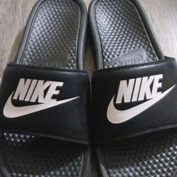 Nike Slides Sandals
