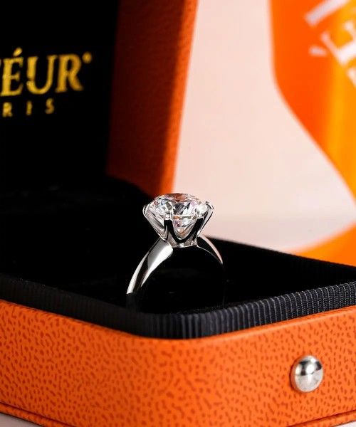 Round Cut 2 Carat Size 7 Moissanite platinum finished rings 90% off retail