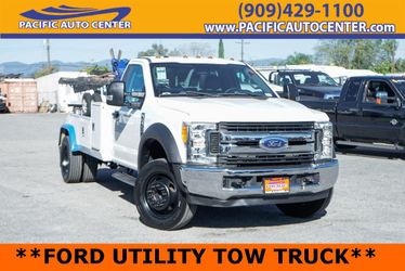 2017 Ford F-550 Chassis