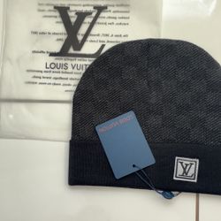 LV beanie Black 