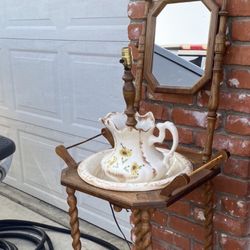 Antique Wash Station And Lamp 