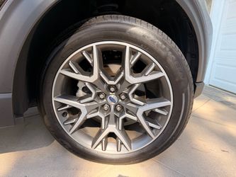 Set of four Falken Azenis FK460 A/S 275/45R21 110Y XL all-season tires <200 miles