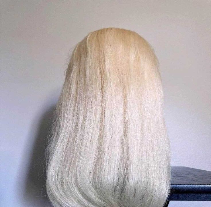 Flaunt Your Style with Hairpieces in Any Shade You Desire! town machine