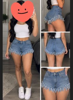 Woman shorts