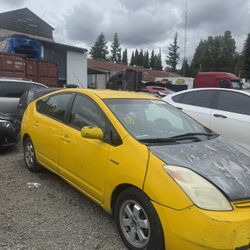 2007 Toyota prius parts only