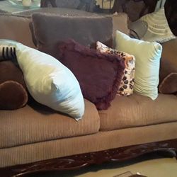 3 Peace Sofas 