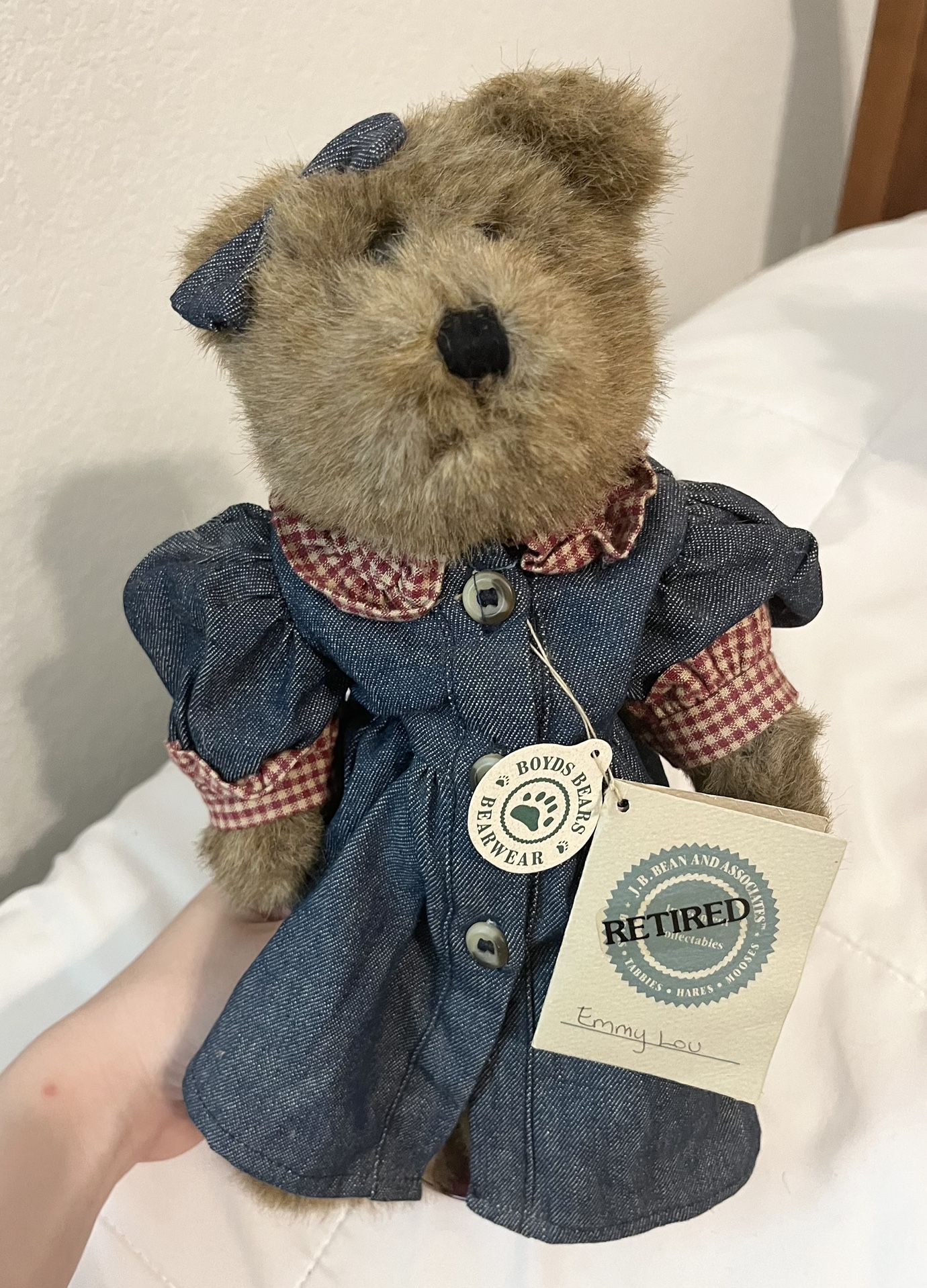 Classic Plush Teddy – Timeless Charm