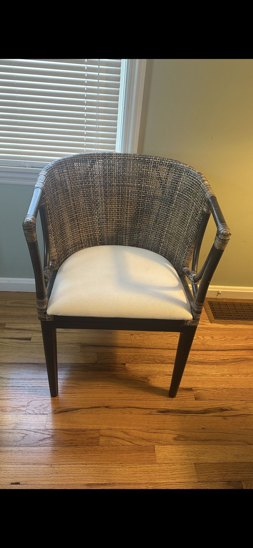 Beningo Brown/Black Arm Chair 