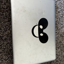 Apple Macbook