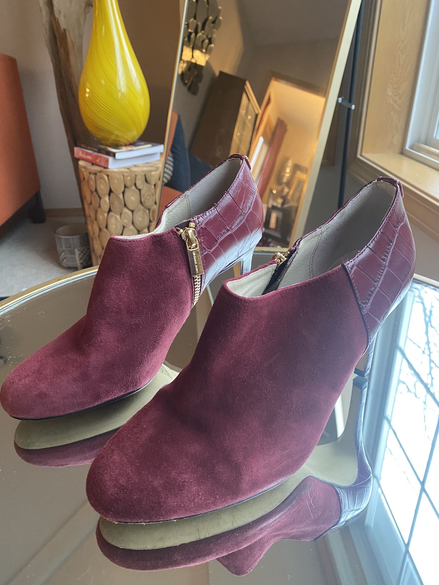 Michael Kors Women 7.5