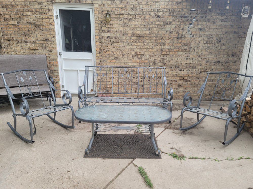 Patio Furniture $80 or Best Offer