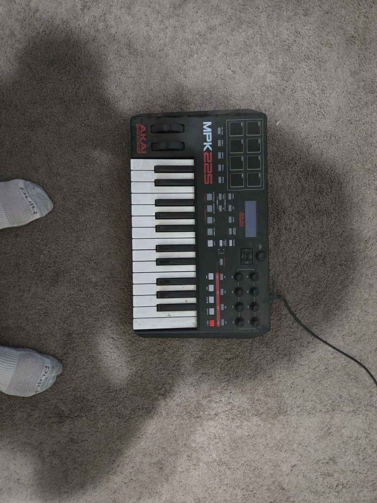 Akai Professional MPK225