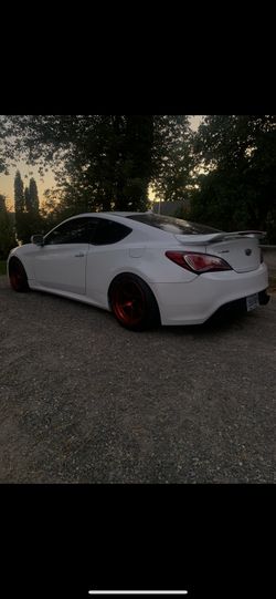 2013 Hyundai Genesis