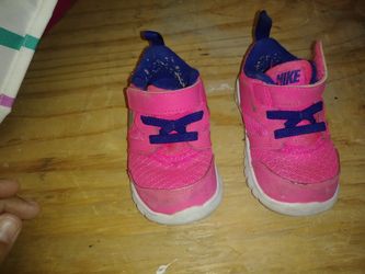 Size 5c nike girls