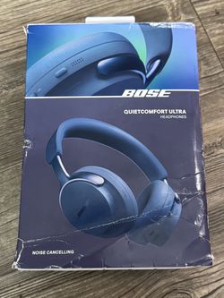 Blue Bose QuietComfort Ultra Wireless Active Noise Cancelling Headphones