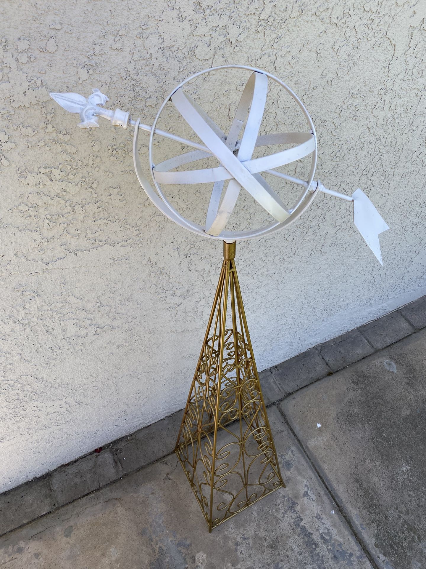 Metal Yard Art-Fun Garden Decor -easily Painted A Different Color