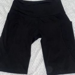 Bike/Gym Shorts w Pockets  (Size S)