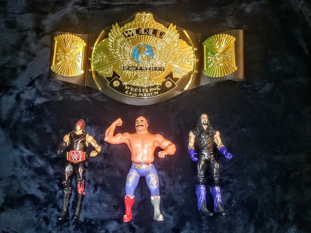 Lot Of (5x) WWF Figures 1 Vintage 1984 Iron Shek Kids Size WWF World Championship Belt & 3 Wrestling Figures With A Championship Belt For Figure