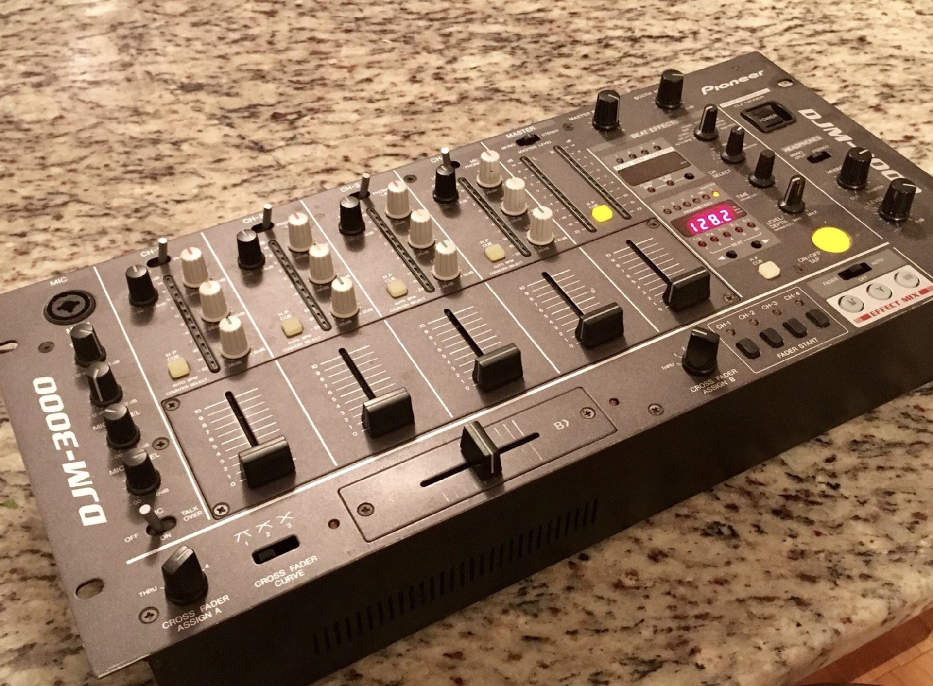 Pioneer DJM-3000 Pro DJ Mixer