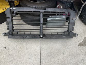 2025 Chevy Silverado shutter