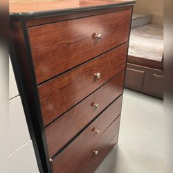5 Drawer Dresser