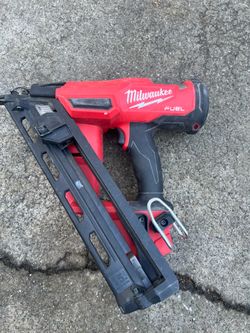 Milwaukee cordless nailer