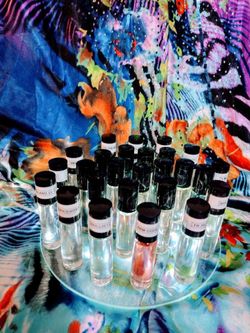 WOMEN AND MEN PERFUME OIL FRAGRANCES 